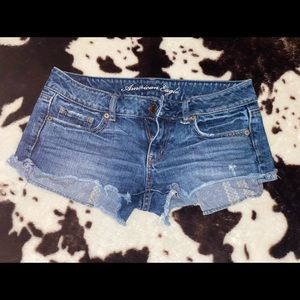 American Eagle size 2 shorts.